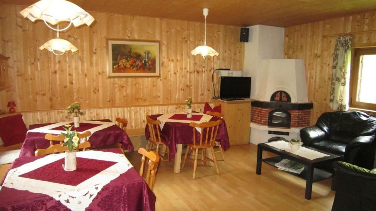 Ferienhaus-Gruenfelder Luson Buitenkant foto